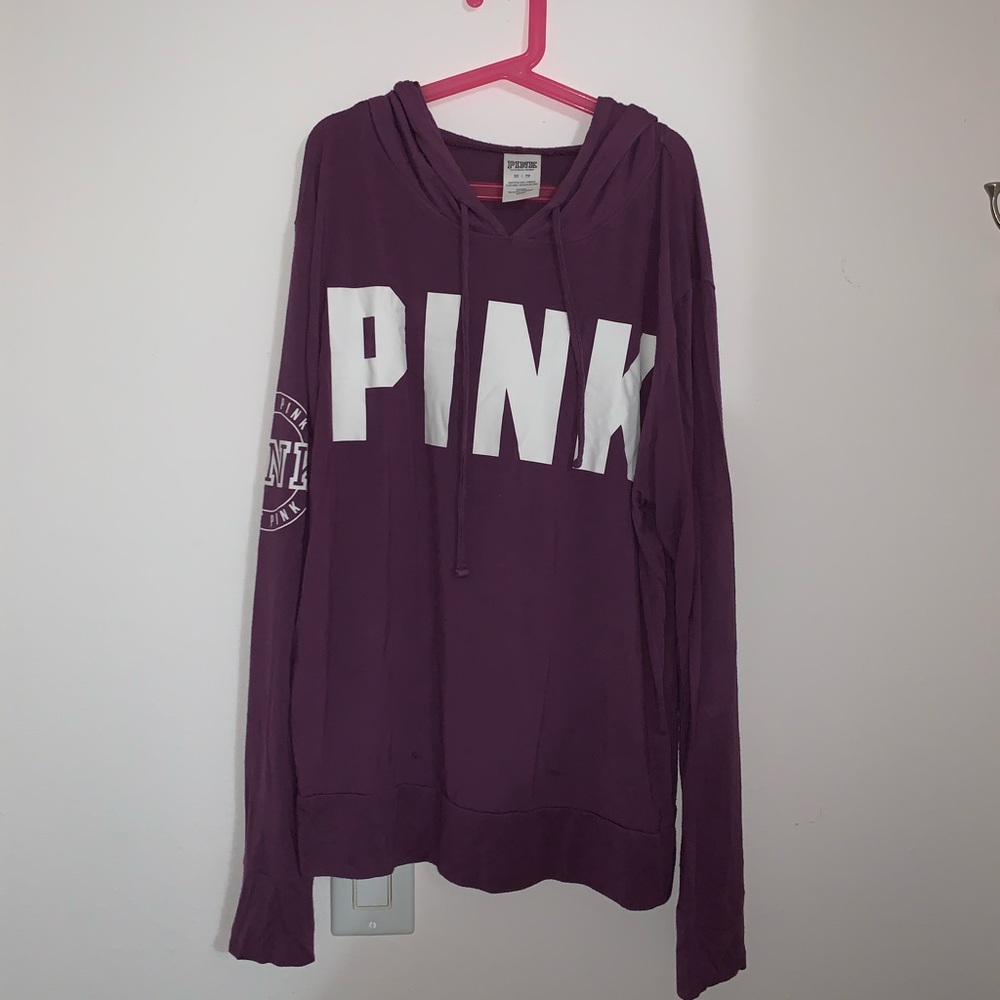 VS pink lightweight hoodie tee